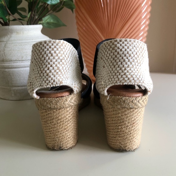 Andre Assous Espadrille Wedge Sandal Black Stretch Straps Leather Spain Size 7 - Picture 11 of 16